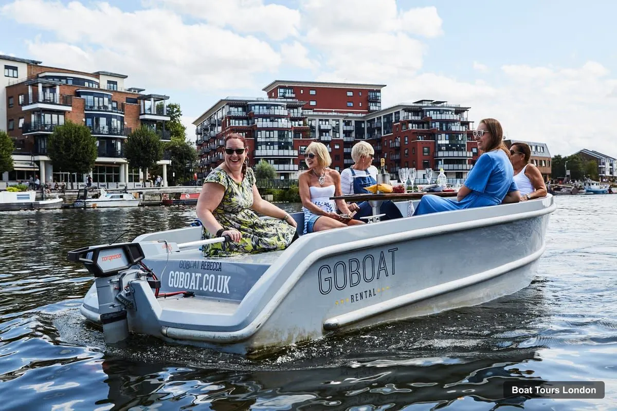 Boat Tours London – GoBoat Rental in Kingston upon Thames (photo 4)