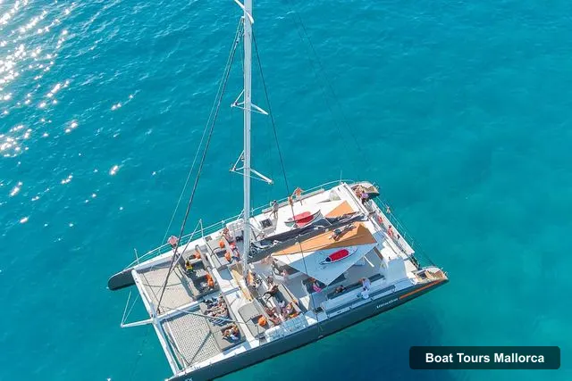 Boat Tours in Mallorca – Catamaran Luxury Tour with Meal and DJ