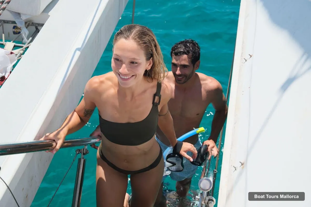 Boat Tours in Mallorca – Palma: Catamaran Cruise with Swimming and Snorkelling (photo 4)