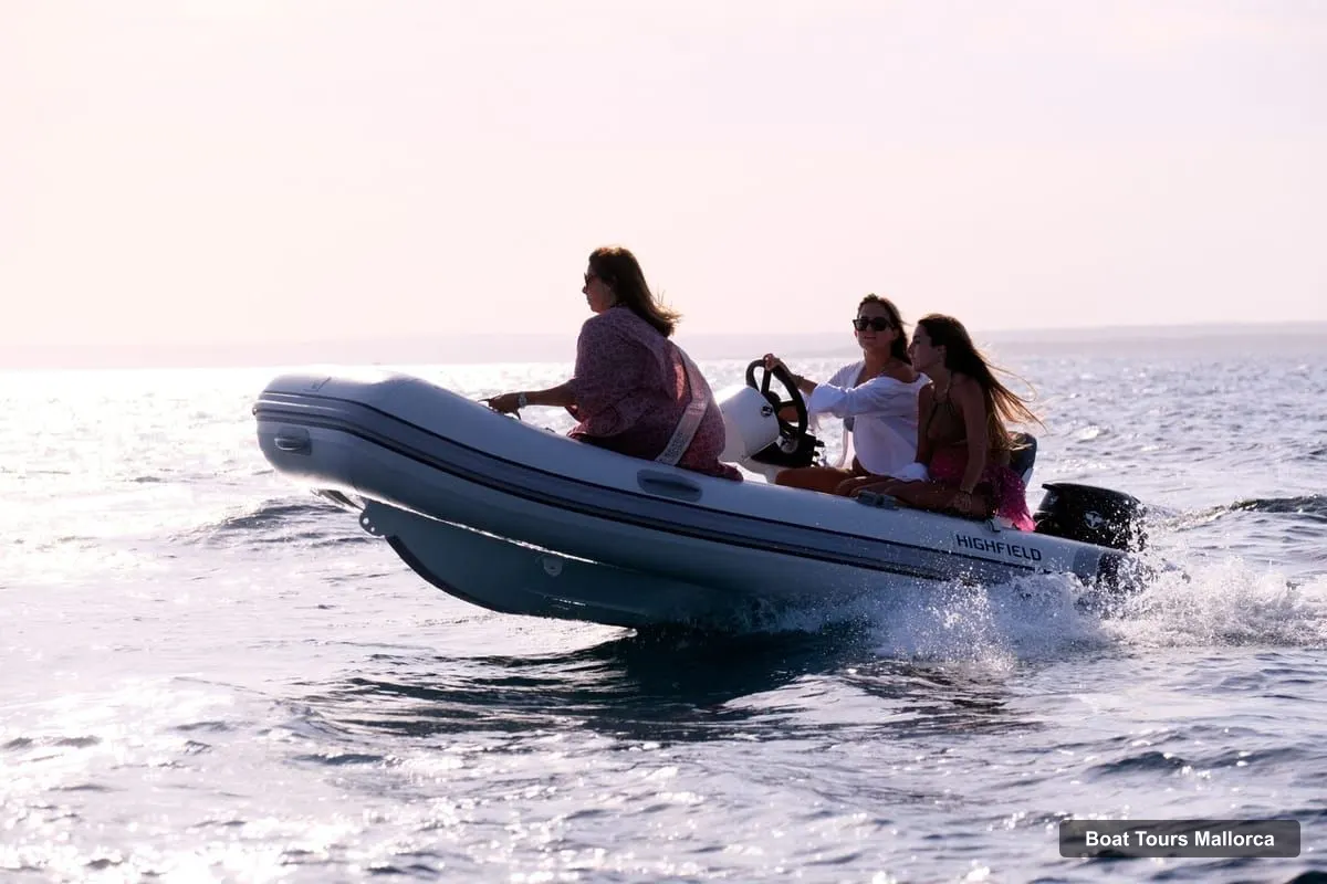 Boat Tours in Mallorca – Mallorca. Boat Rental . Dare to explore (photo 4)