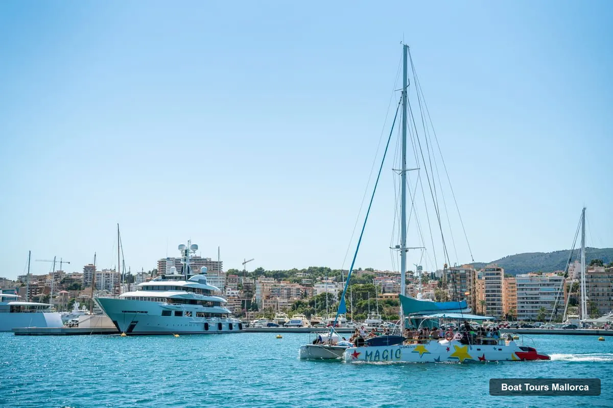 Boat Tours Mallorca – 5-Hour Catamaran Cruise with Lunch & Swim (photo 4)