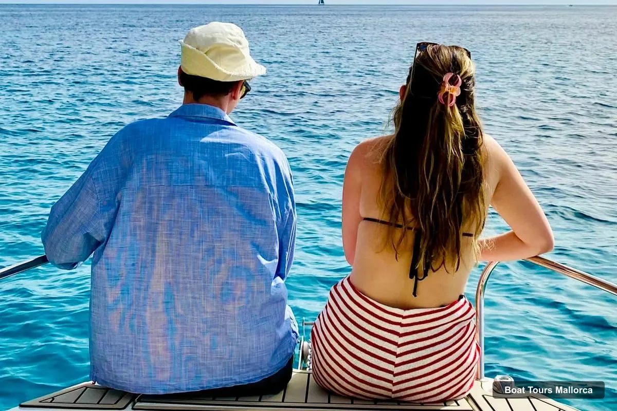 Boat Tours Mallorca – Private Boat Tour with Snorkel and Paddle (photo 3)