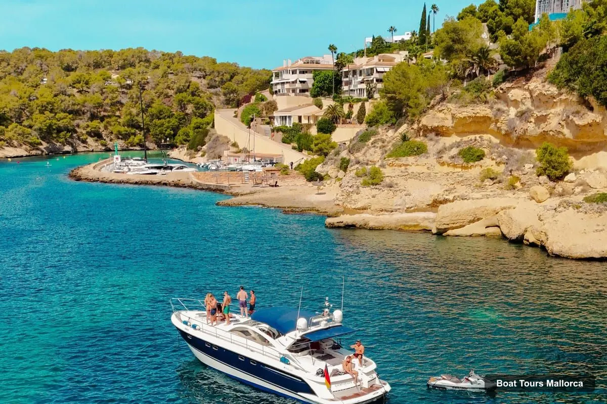 Boat Tours Mallorca – Private Yacht Charter with Skipper, up to 10 People (photo 3)