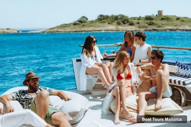 Mallorca Boat Trips – Palma Boat Tour & Snorkeling with Drink Included