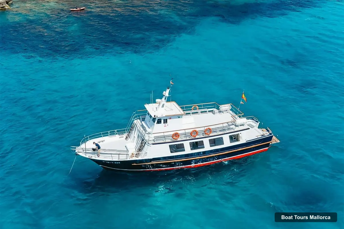 Mallorca Boat Trips – Palma Boat Tour & Snorkeling with Drink Included (photo 3)