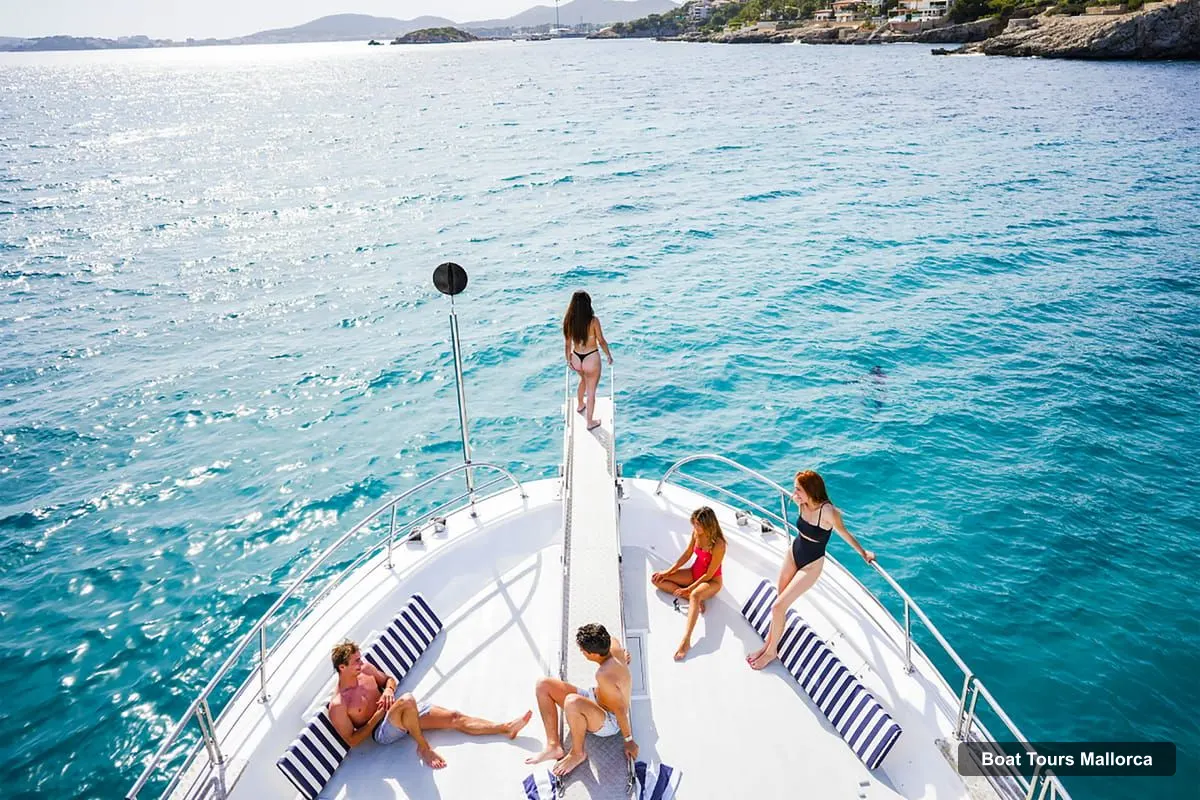 Mallorca Boat Trips – Palma Boat Tour & Snorkeling with Drink Included (photo 5)