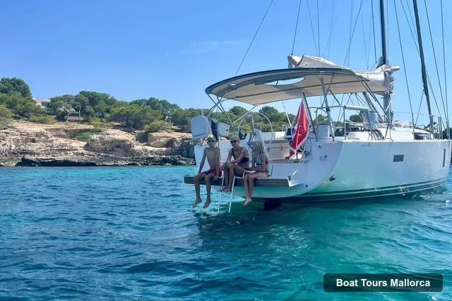 Mallorca Boat Trips – Sailing Tour with Snorkeling, Drinks & Tapas