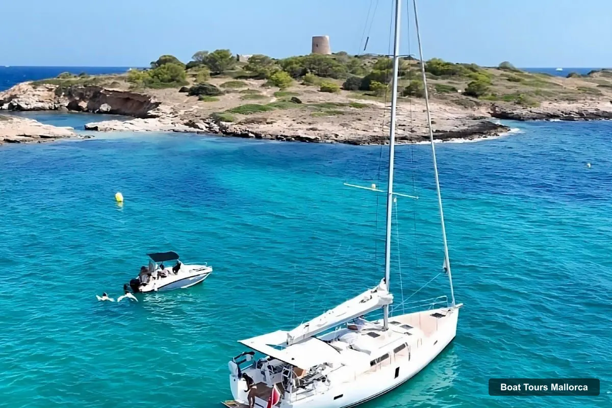 Mallorca Boat Trips – Sailing Tour with Snorkeling, Drinks & Tapas (photo 2)