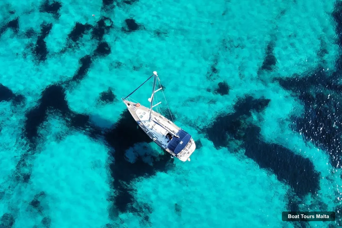 Boat Tours in Malta – Malta, Gozo & Comino: 7-Hour Secluded-Bay Sailing Charter (photo 2)