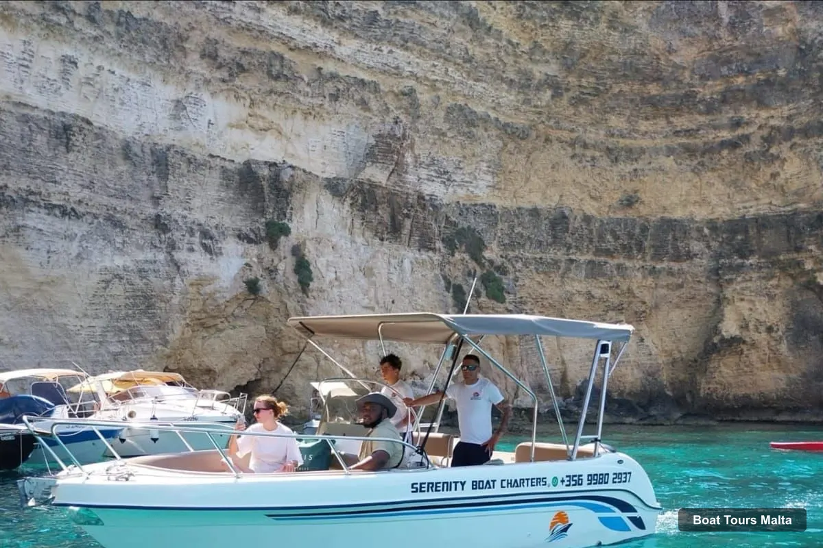Boat Tours in Malta – Private boat tour Malta: Bluelagoon Comino Gozo & Sea Caves with swim stops (photo 2)