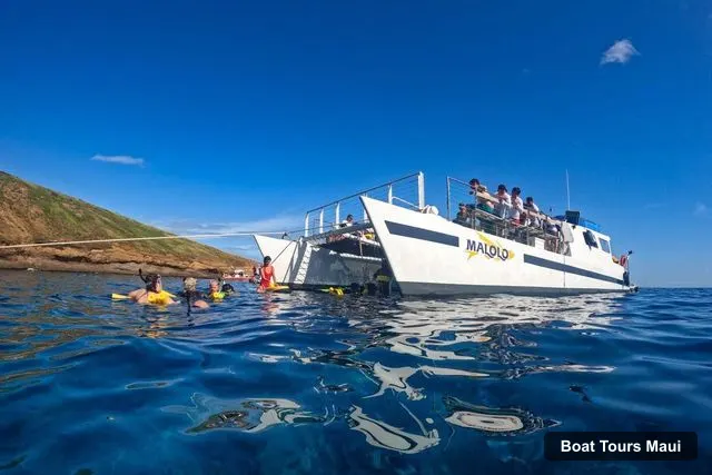 Maui Boat Trips – South Maui: Snorkel to Coral Gardens or Molokini Crater