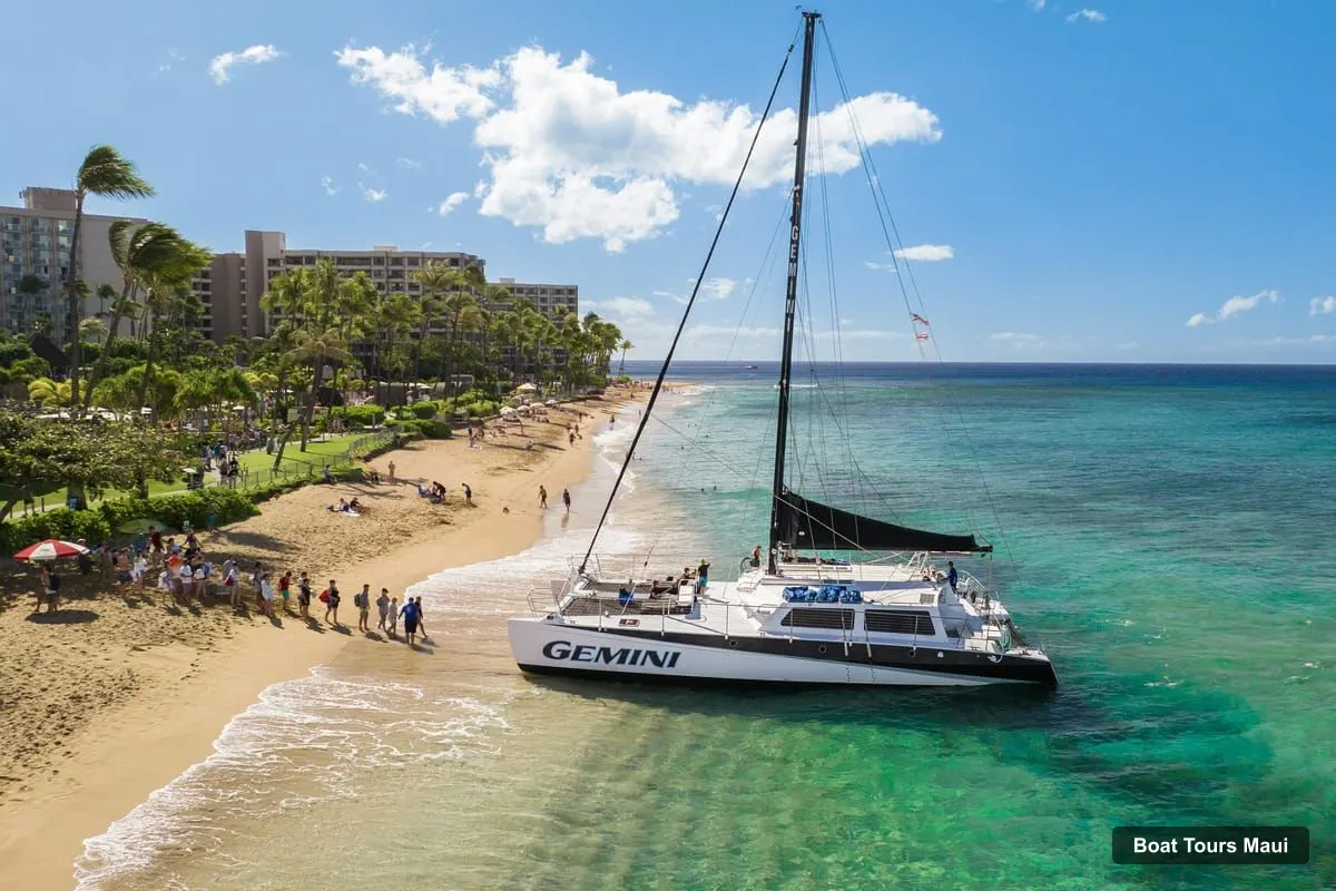 Boat Tours Maui – Snorkeling and Sailing Adventure with Buffet Lunch (photo 2)