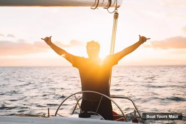 Maui Boat Trips – Maui Sunset Sailing Cruise from Ma'alaea Harbor