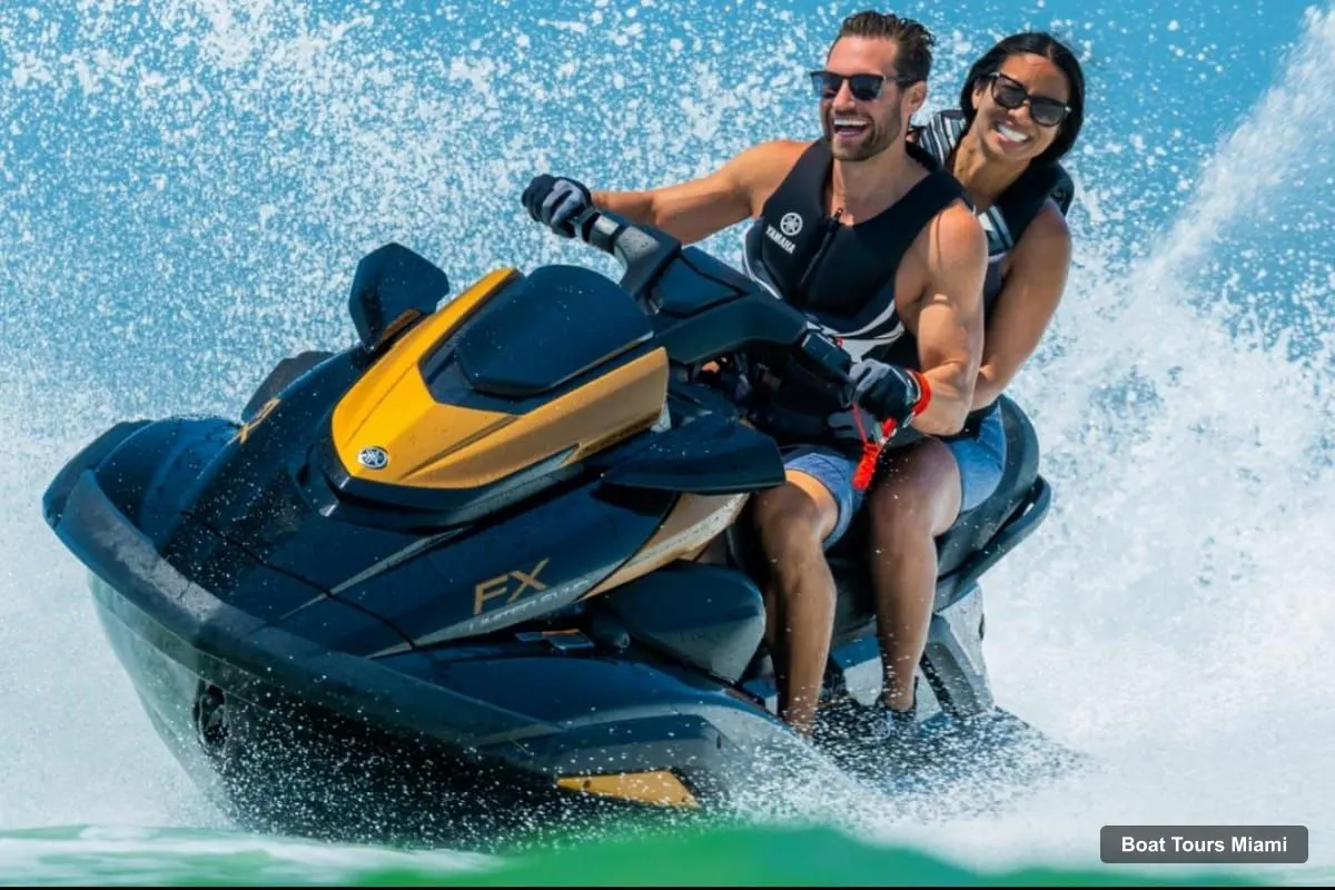 Boat Tours in Miami – Customizable Private Boat Rental by Day or Night (photo 5)