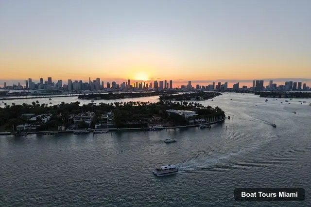 Miami Boat Cruises – Sunset Boat Tour to See Celebrity Homes & Skyline