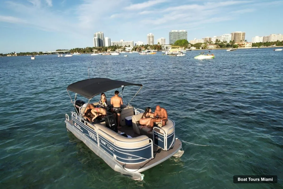 Miami Boat Trips – 2-Hour Private Pontoon Boat Rental from Hallandale (photo 3)