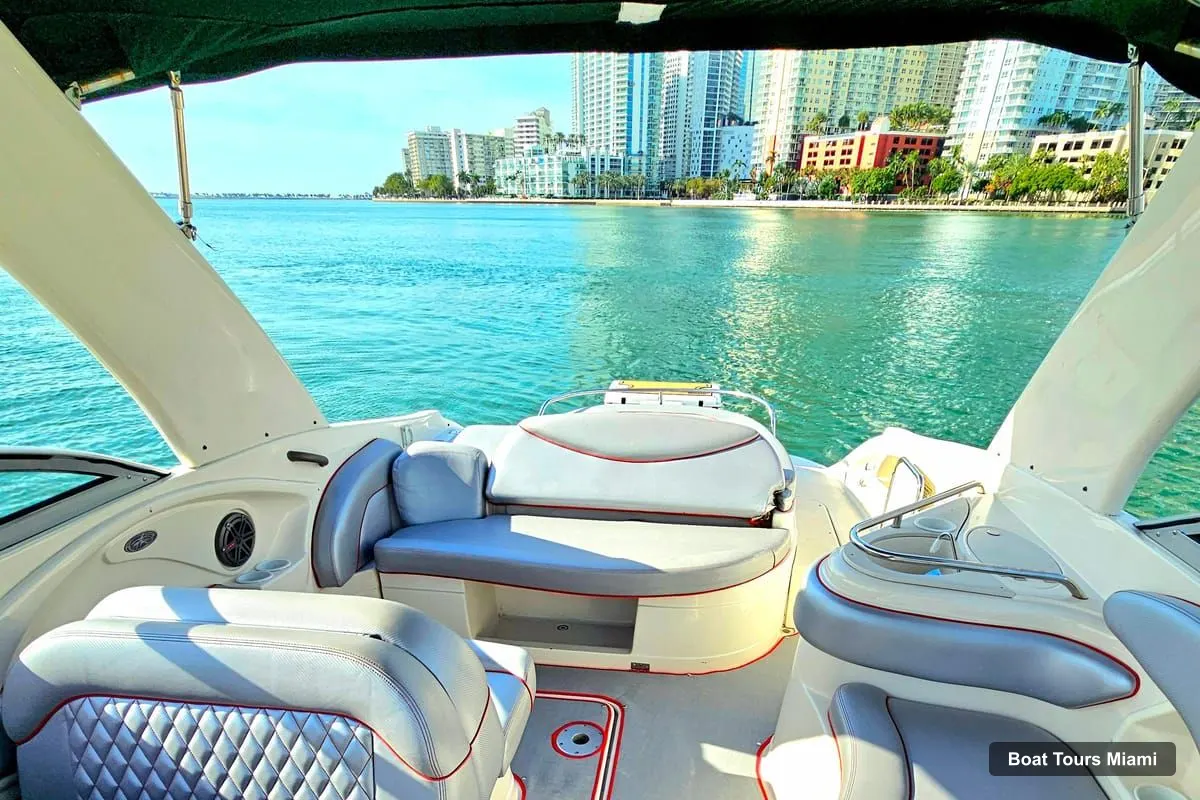 Miami Boat Trips – Exclusive Private Boat Guided Tour (photo 4)