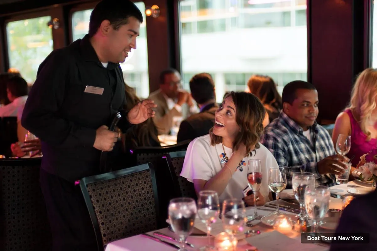 Boat Tours in New York – NYC: City Cruises Brunch, Lunch, or Dinner Buffet Cruise (photo 4)