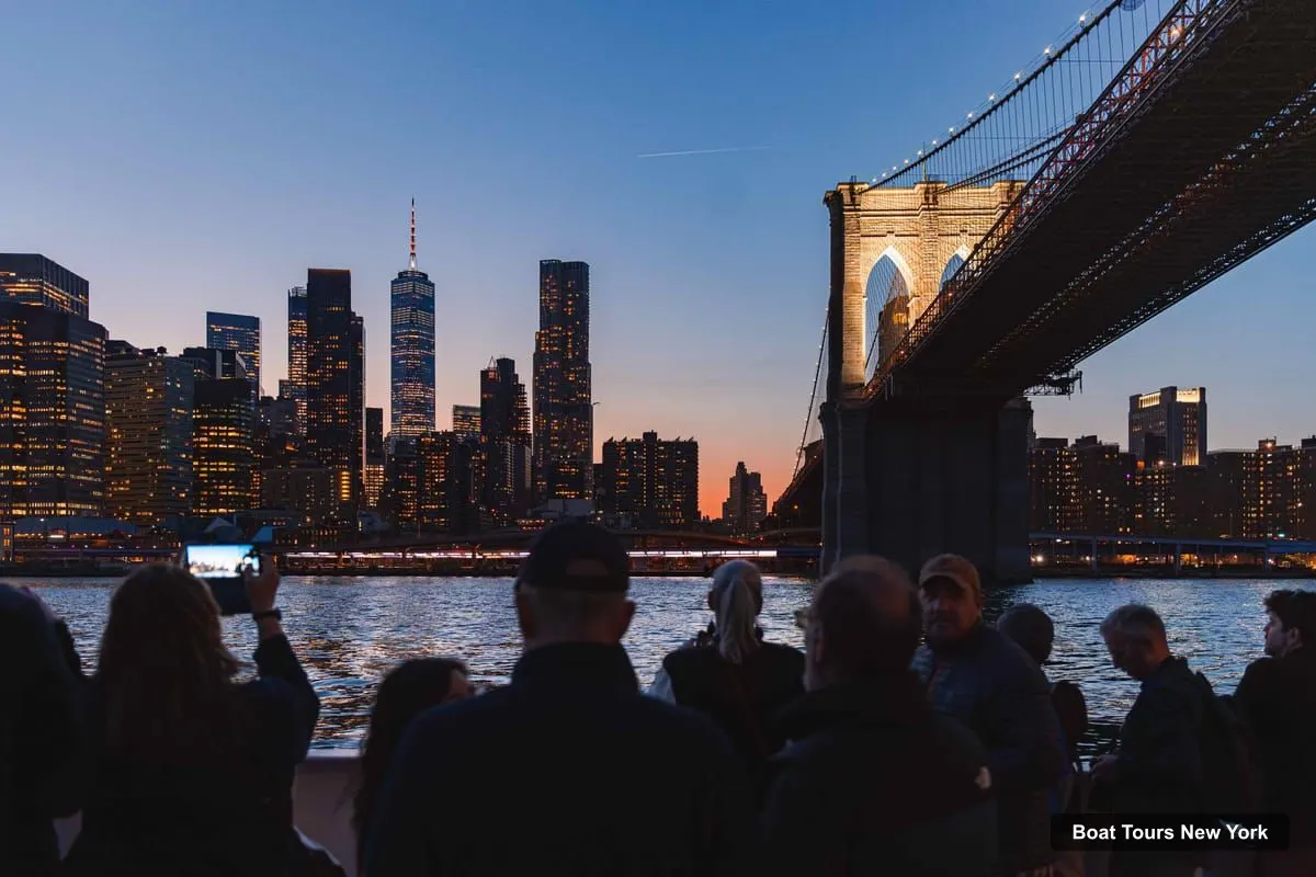 Boat Tours in New York – NYC Sunset & Harbor Lights Cruise with Statue of Liberty