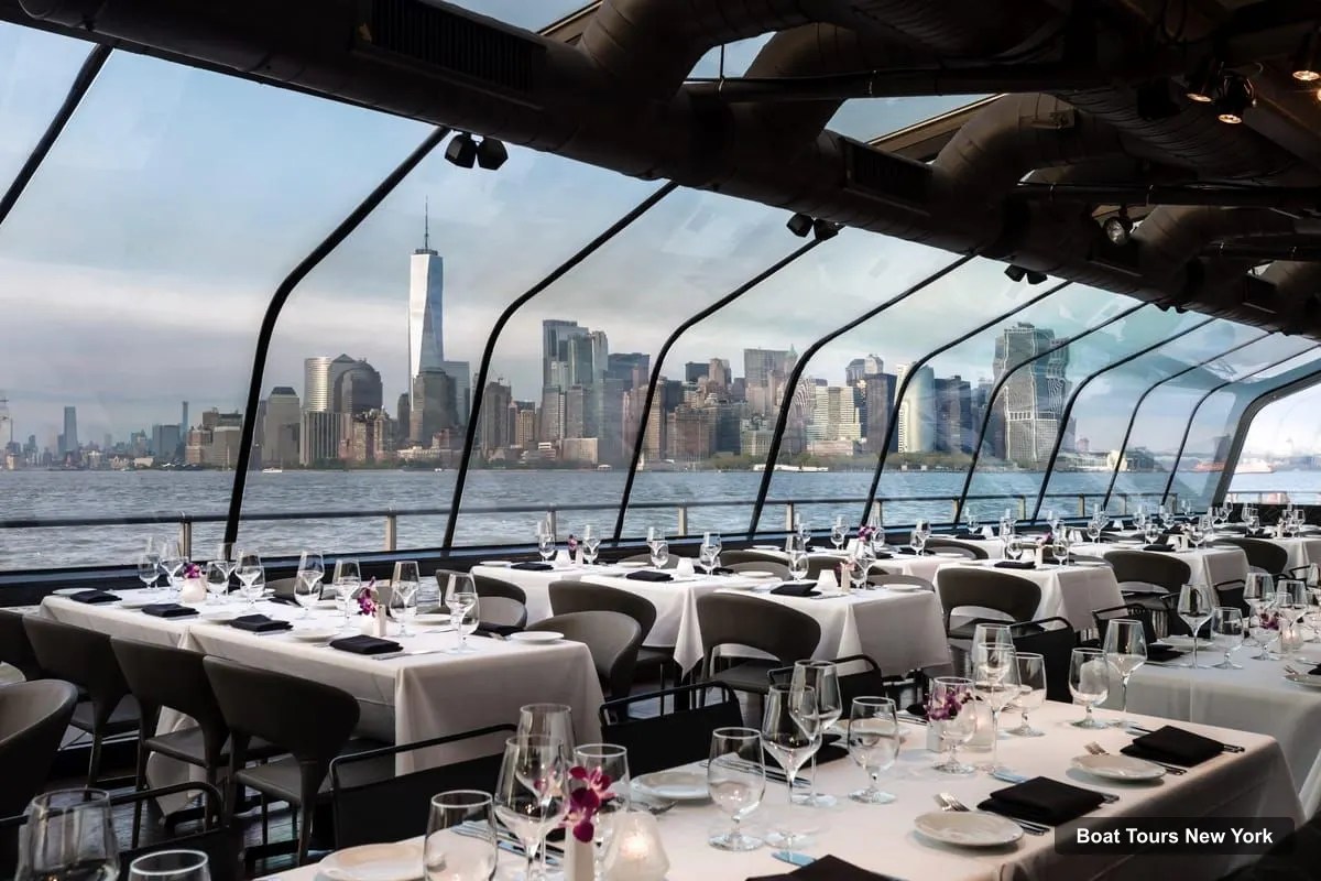 New York Harbor Cruise – NYC: City Cruises Luxury Brunch, Lunch or Dinner Cruise (photo 2)