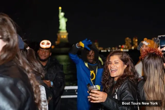 New York Harbor Cruise – NYC: Halloween Party Cruise w/ Live DJ, Drinks, City Views