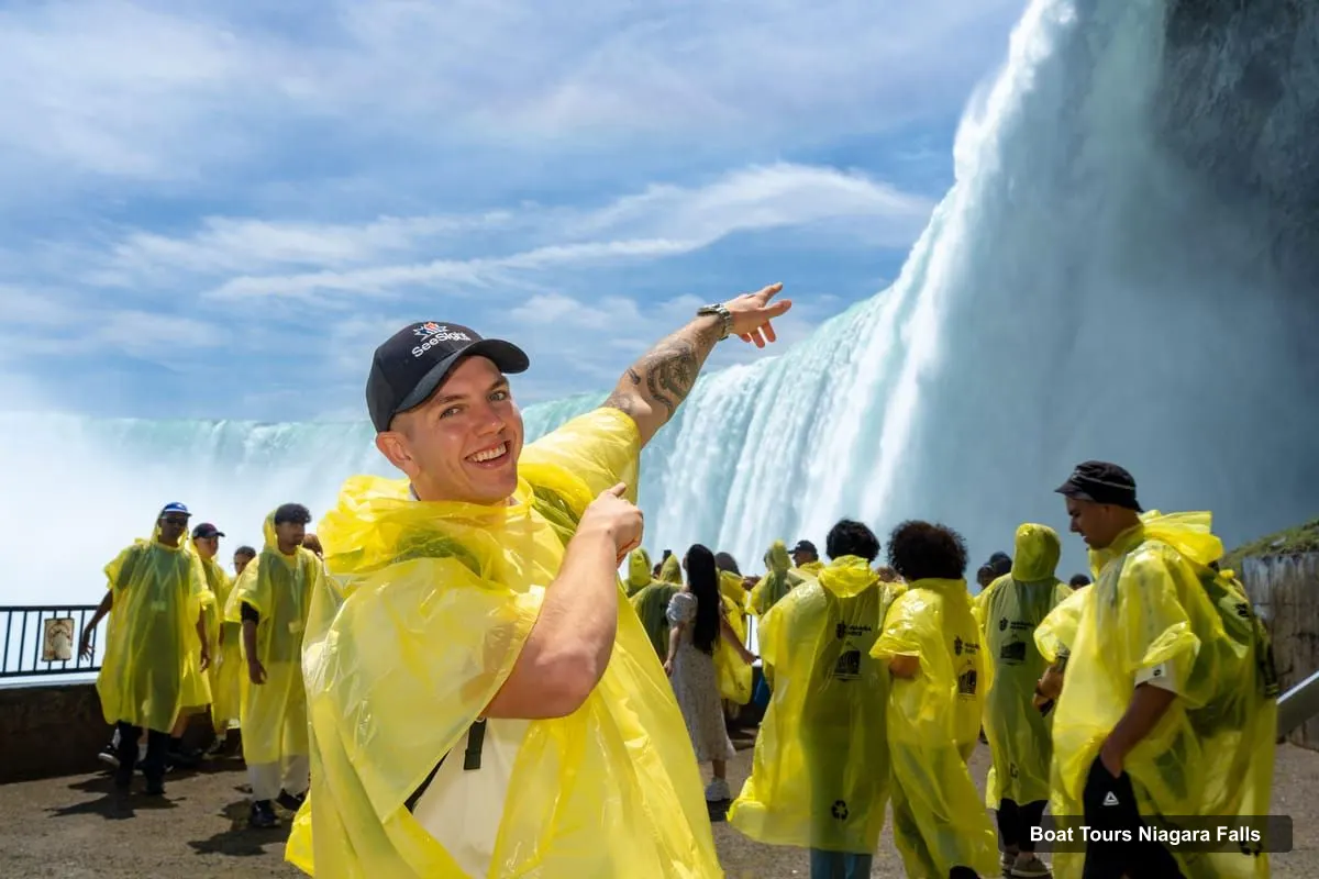 Boat Tours in Niagara Falls – Helicopter Ride, City Cruise & Skylon Tower (photo 5)