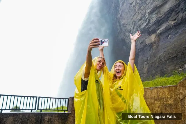 Boat Tours in Niagara Falls – Niagara Falls Tour: Skylon, Journey Behind the Falls & Boat Ride