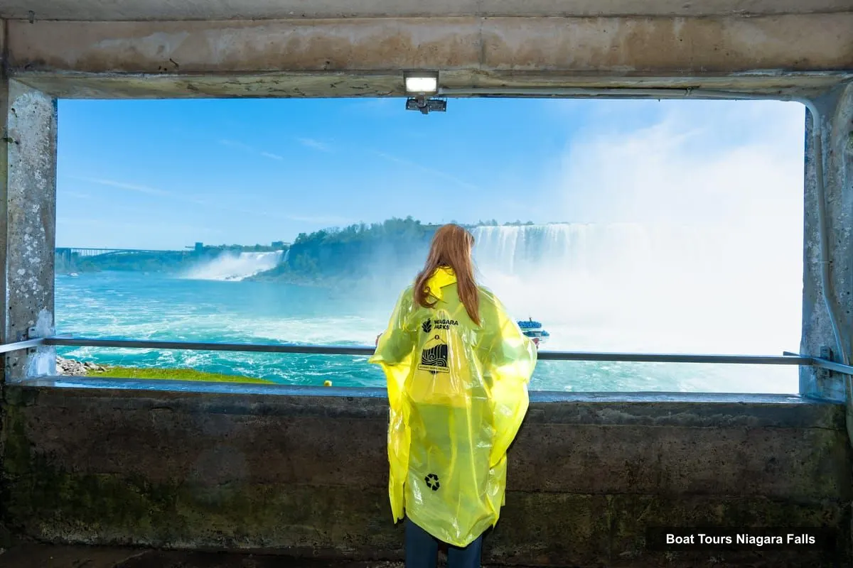 Boat Tours in Niagara Falls – Niagara Falls Tour: Skylon, Journey Behind the Falls & Boat Ride (photo 3)