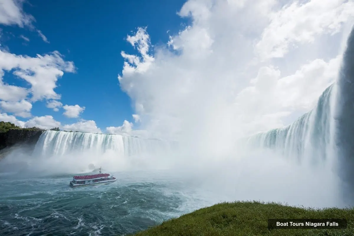 Boat Tours Niagara Falls – Exclusive Priority Boat & Behind the Falls (photo 3)