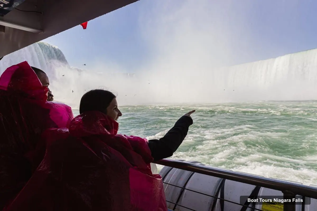 Boat Tours Niagara Falls – Exclusive Priority Boat & Behind the Falls (photo 4)