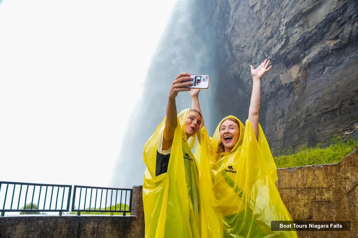 Boat Tours Niagara Falls – Premium Tour, Boat & Journey Behind the Falls (photo 4)