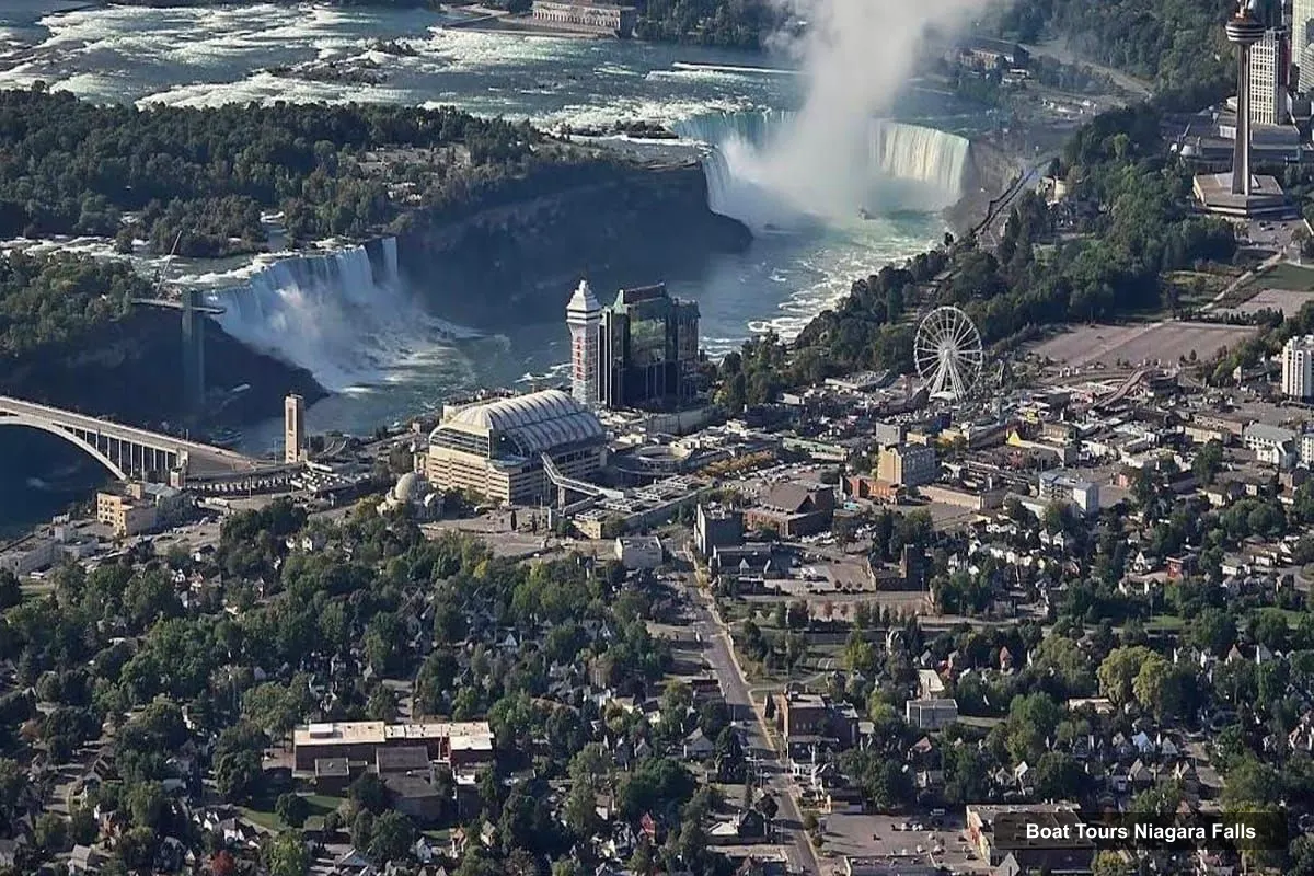 Niagara Falls Boat Trips – Fireworks Boat, Illumination Tower & Dinner (photo 4)