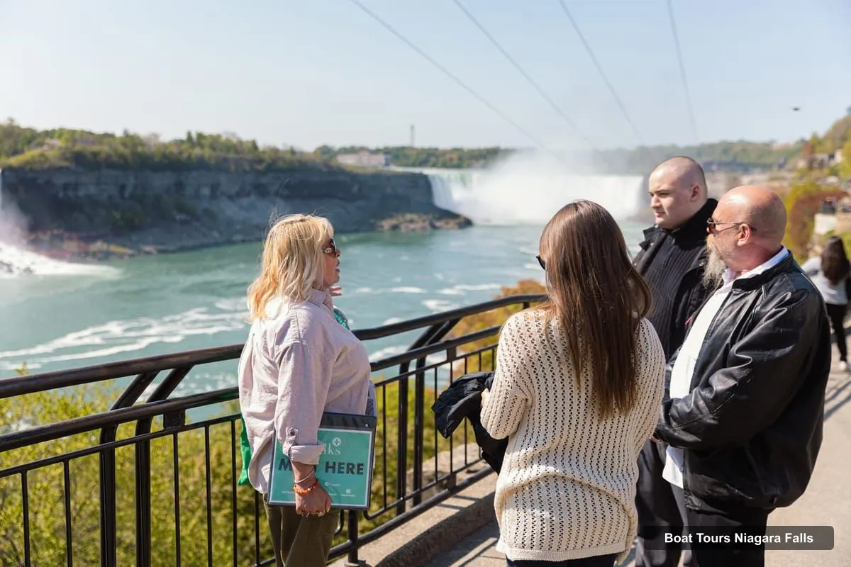 Niagara Falls Boat Trips – Boat Trip & Journey Behind the Falls Tour (photo 2)
