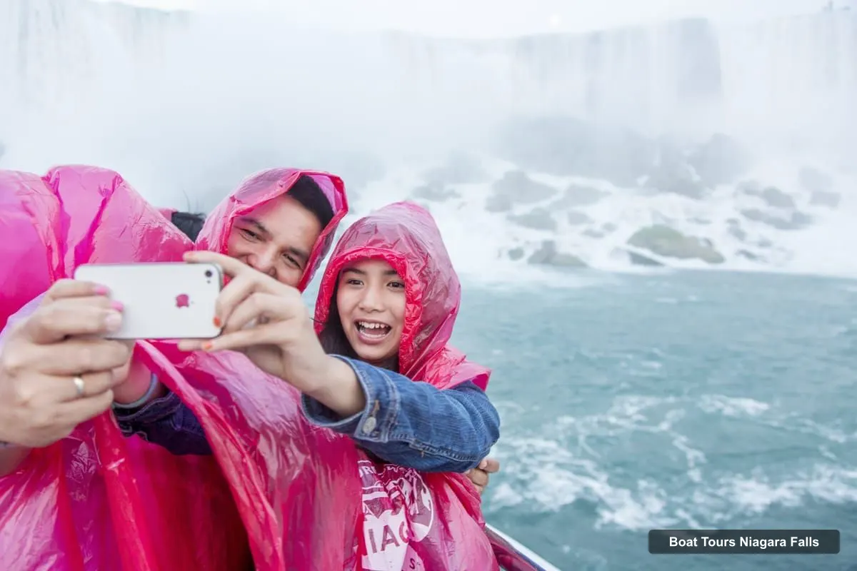 Niagara Falls Boat Trips – Boat Trip & Journey Behind the Falls Tour (photo 3)