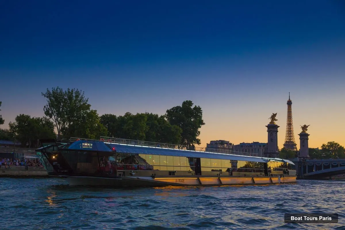 Boat Tours in Paris – Bateaux Mouches® Dinner Cruise on the Seine River (photo 2)