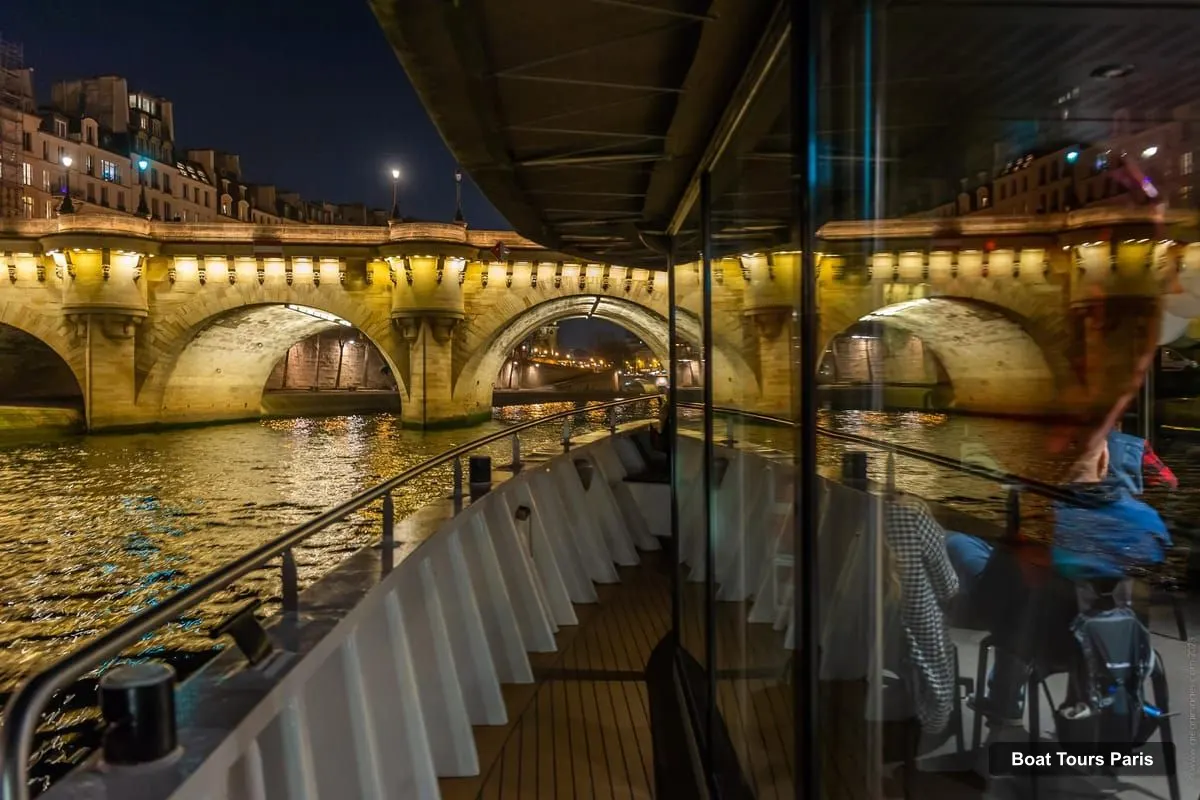 Boat Tours in Paris – Evening River Cruise with Music (photo 5)
