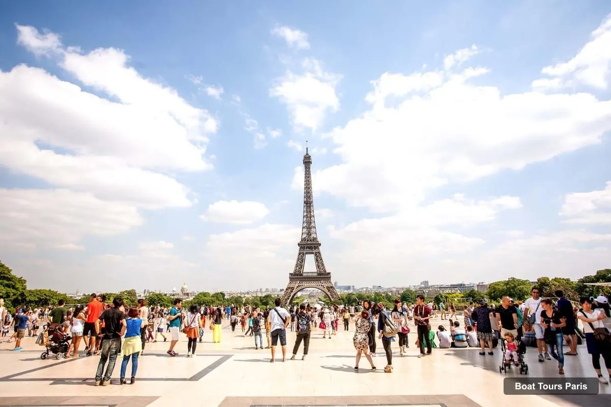 Boat Tours Paris – Eiffel Tower Reserved Access by Elevator and Seine Cruise (photo 2)