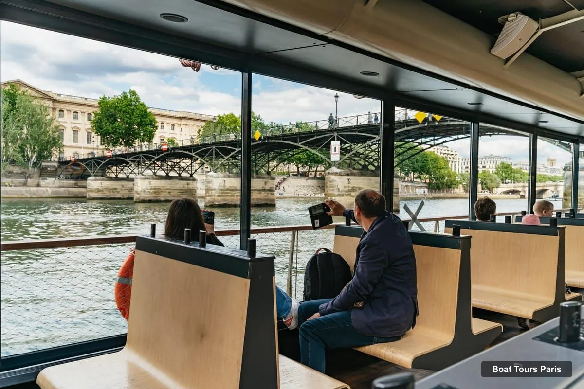 Boat Tours Paris – Seine Cruise departing from the Eiffel Tower Web Rate (photo 5)