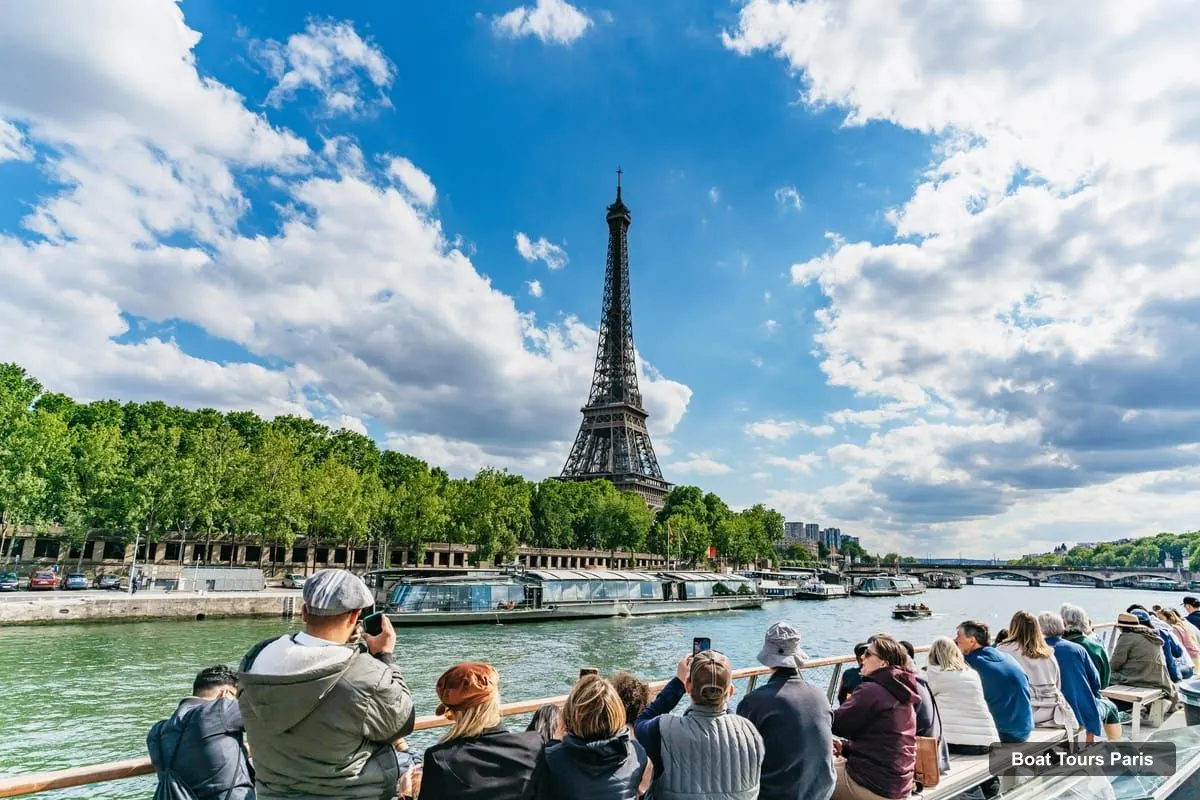 Boat Tours Paris – Seine Cruise departing from the Eiffel Tower Web Rate