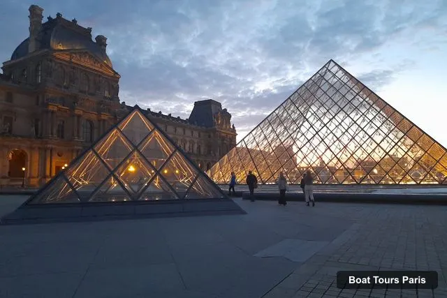 Louvre Museum, Paris – Boat Tours in Paris