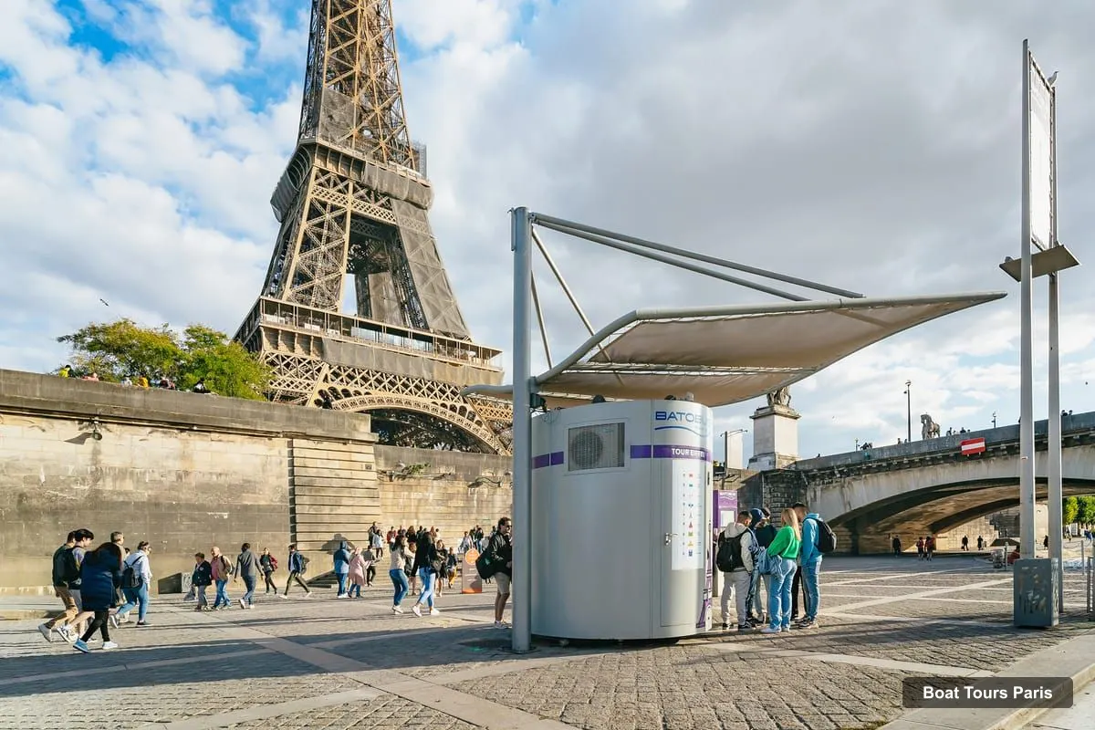 Paris Boat Cruises – Hop-On Hop-Off Seine Cruise Pass with 9 Stops (photo 2)