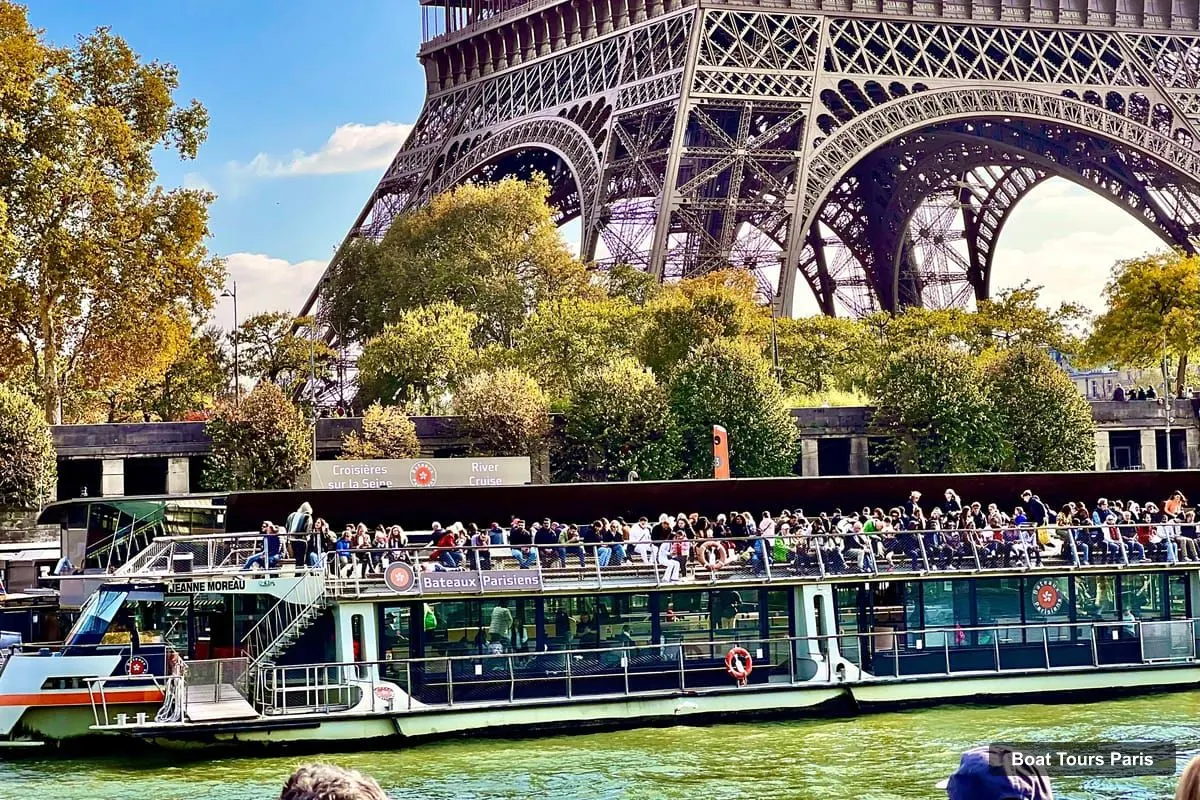 Paris Boat Cruises – Seine Cruise from the Eiffel Tower & Crepe Tasting (photo 3)