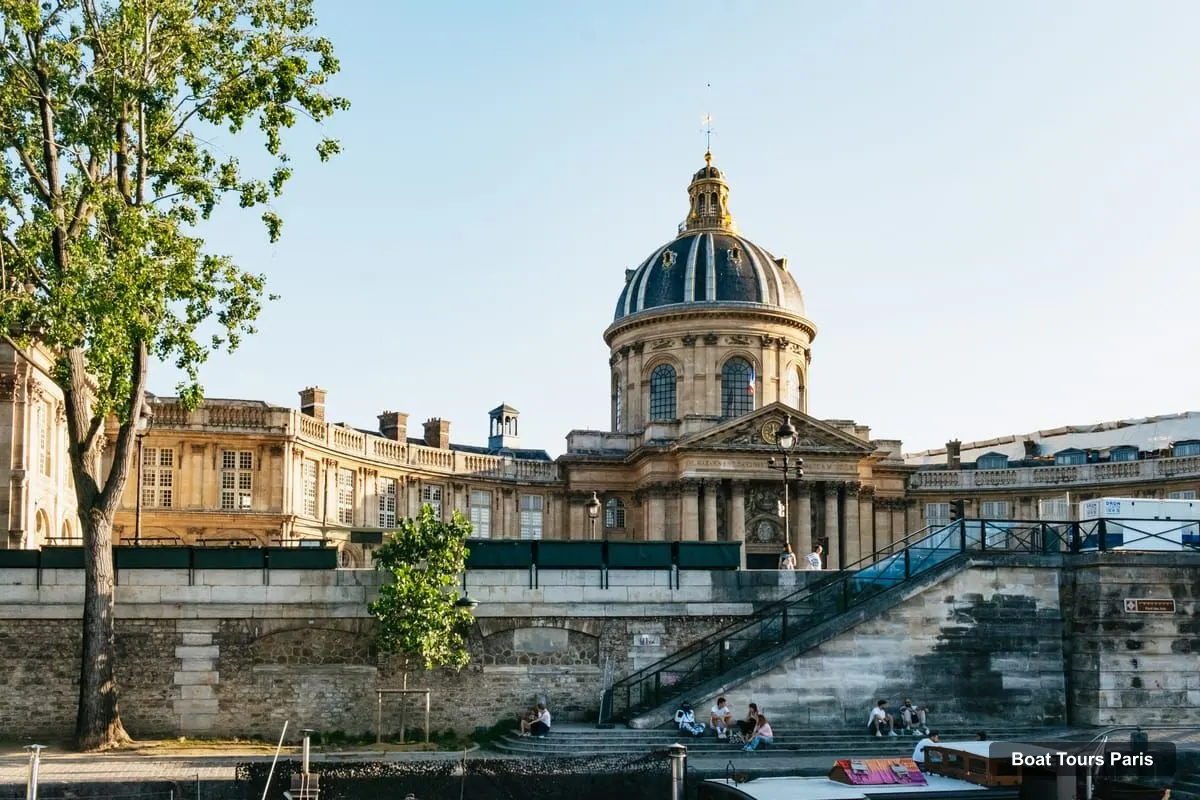 Paris Boat Trips – Paris en Scène - Seine River Panoramic Views Dinner Cruise (photo 3)