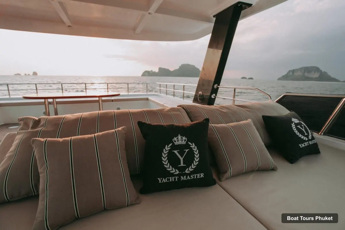 Phuket Boat Cruises – James Bond Island Phang Nga Bay Premium Yacht Tour (photo 4)