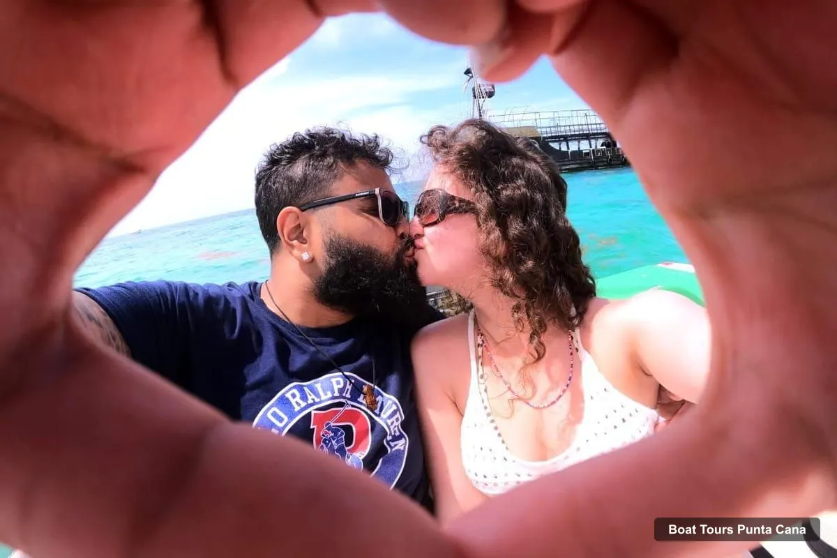 Boat Tours in Punta Cana – Romantic Private Yacht Experience for Couples (photo 2)