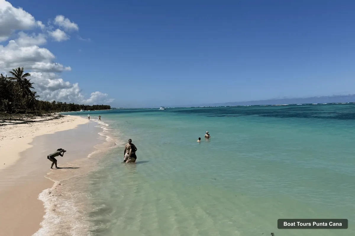 Boat Tours Punta Cana – Catamaran Tour with Reef Snorkeling and Open Bar (photo 2)
