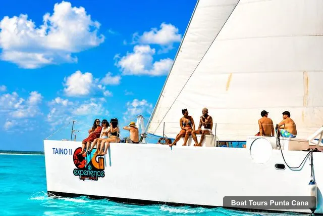 Boat Tours Punta Cana – Catamaran Boat to Saona Island with Buffet Lunch