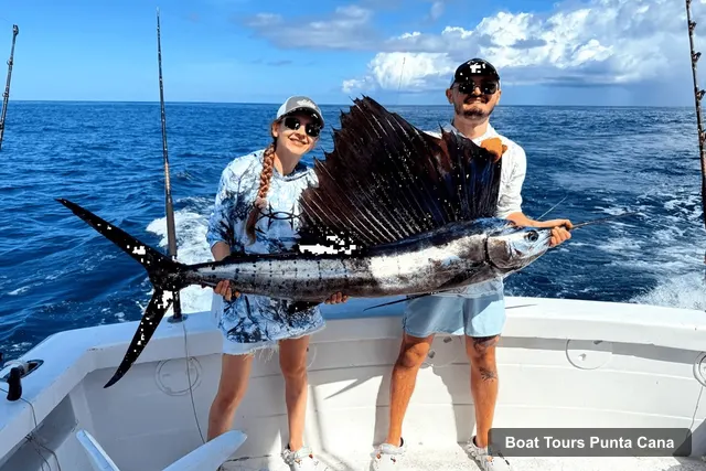 Boat Tours Punta Cana – Deep-Sea Fishing Trip with Drinks & Rum