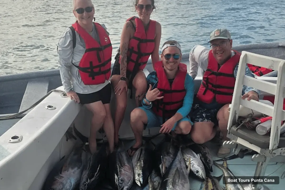 Boat Tours Punta Cana – Deep-Sea Fishing Trip with Drinks & Rum (photo 5)