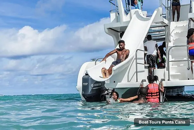 Punta Cana Boat Trips – Catamaran Boat Party with Unlimited Drinks
